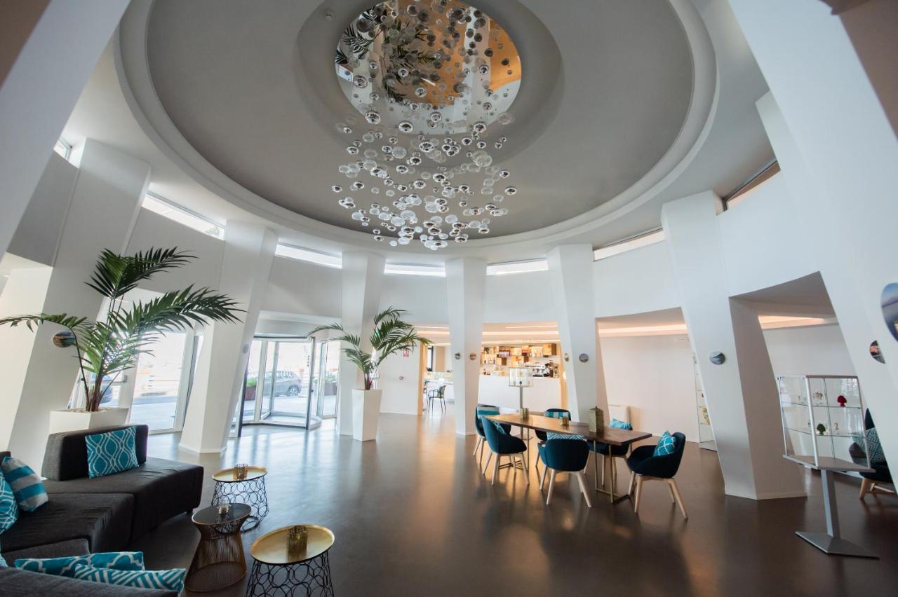 Grand Hotel Faraglioni Aci Trezza Exteriör bild