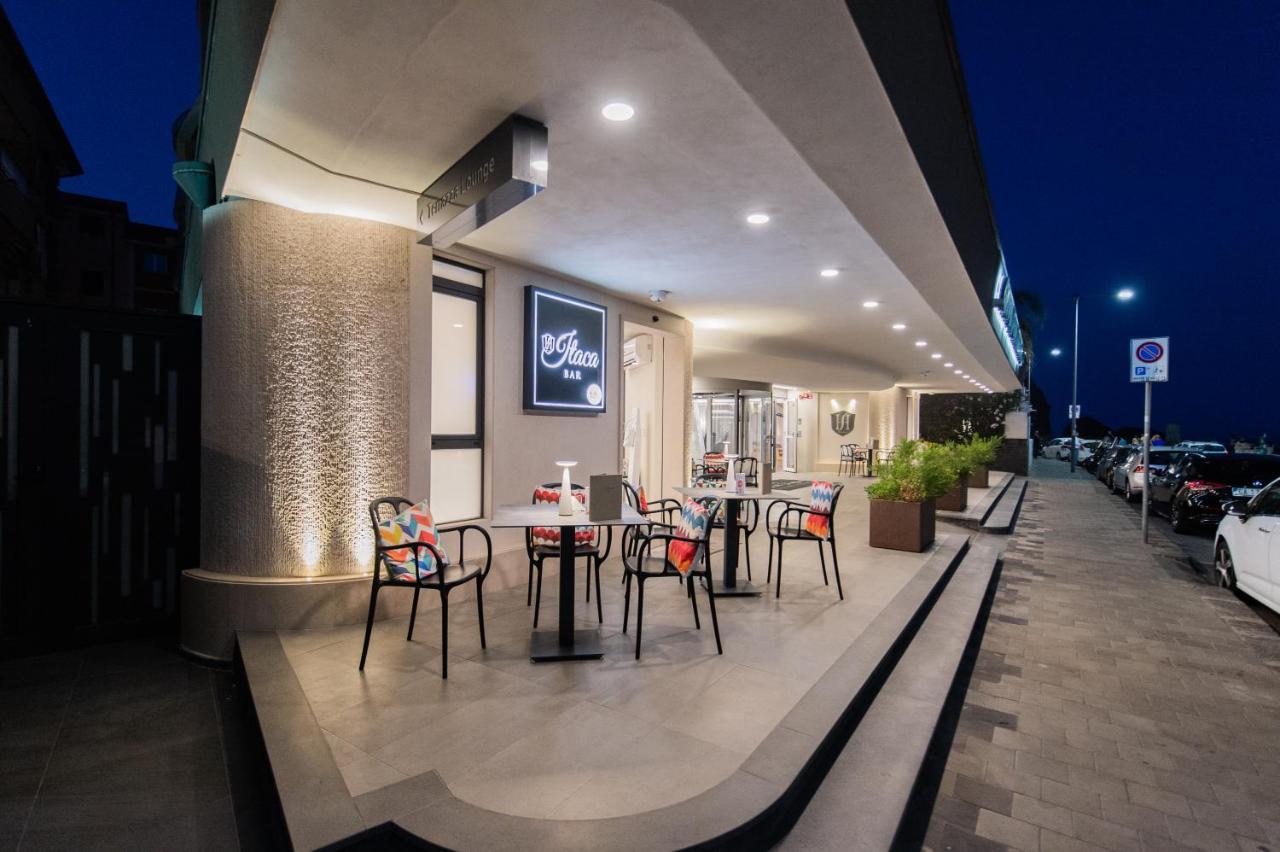 Grand Hotel Faraglioni Aci Trezza Exteriör bild