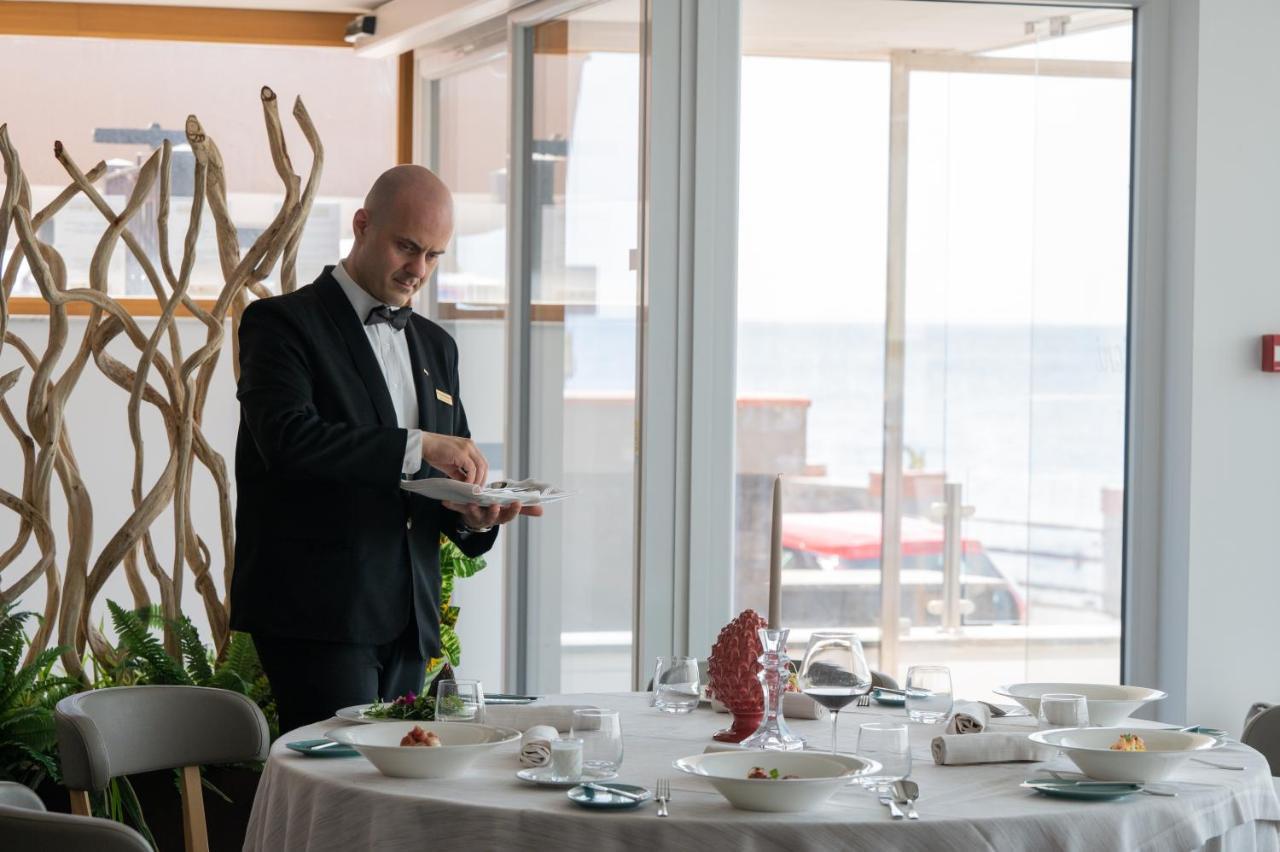 Grand Hotel Faraglioni Aci Trezza Exteriör bild