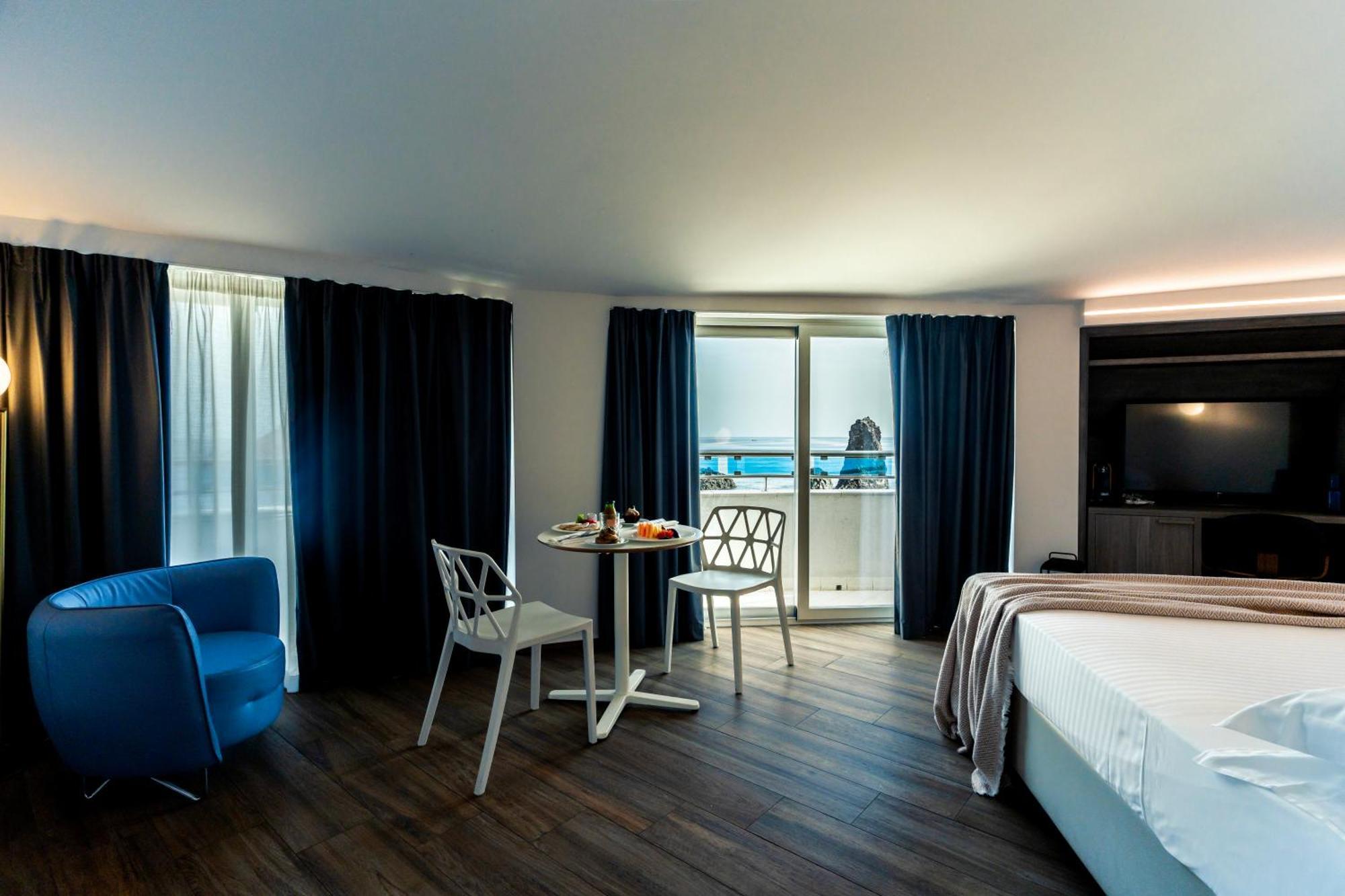 Grand Hotel Faraglioni Aci Trezza Exteriör bild