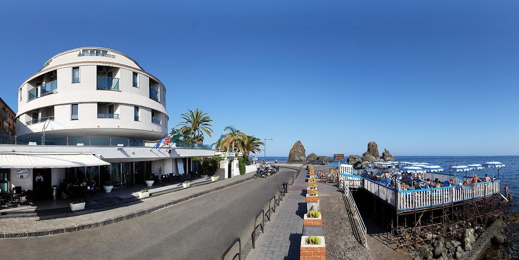 Grand Hotel Faraglioni Aci Trezza Exteriör bild